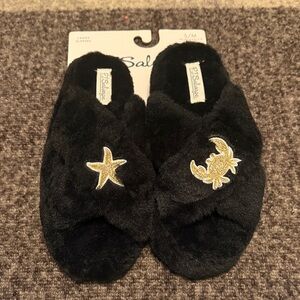 PJ Salvage Gold Starfish/Crab Open Toe Slippers  S/M
